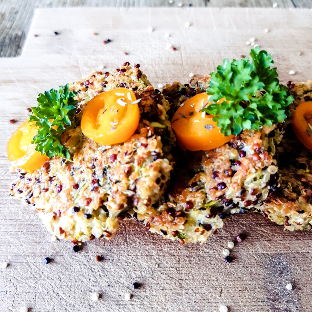 Galettes quinoa courgette-min Galettes quinoa courgette