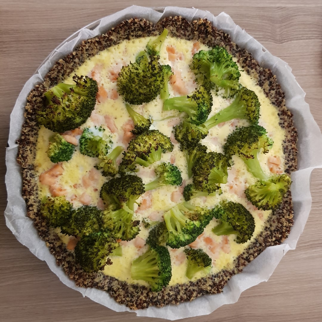 Tarte quinoa brocolis et saumon