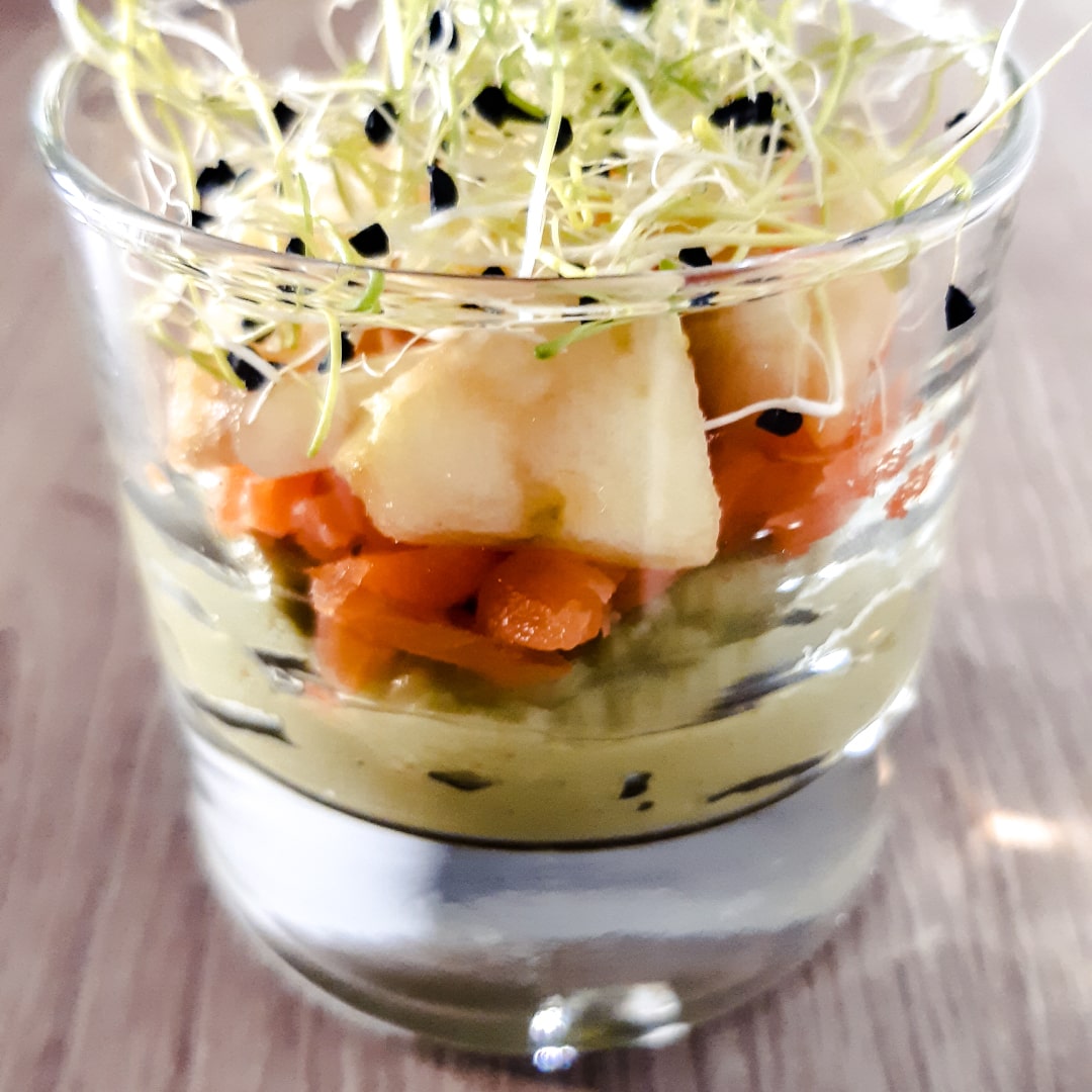 Verrine pomme avocat et saumon